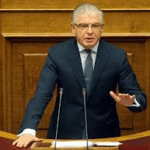 Ο Λυκουρέντζος επιτίθεται στους φαρμακοποιούς και τους απειλεί με ελεύθερο ωράριο