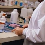 Η Γαλλία διεξάγει έρευνες για φάρμακο κατά της ακμής – Συνδέεται με τέσσερις θανάτους