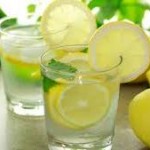 Θαυματουργό: Πιείτε χλιαρό νερό με λεμόνι!