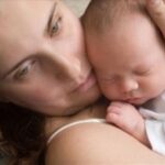 Εξέταση αίματος προβλέπει την επιλόχειο κατάθλιψη